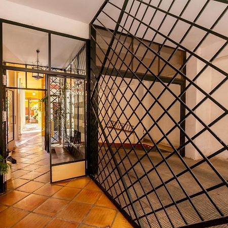 San Vicente-Museo Apartamento Севиля Екстериор снимка