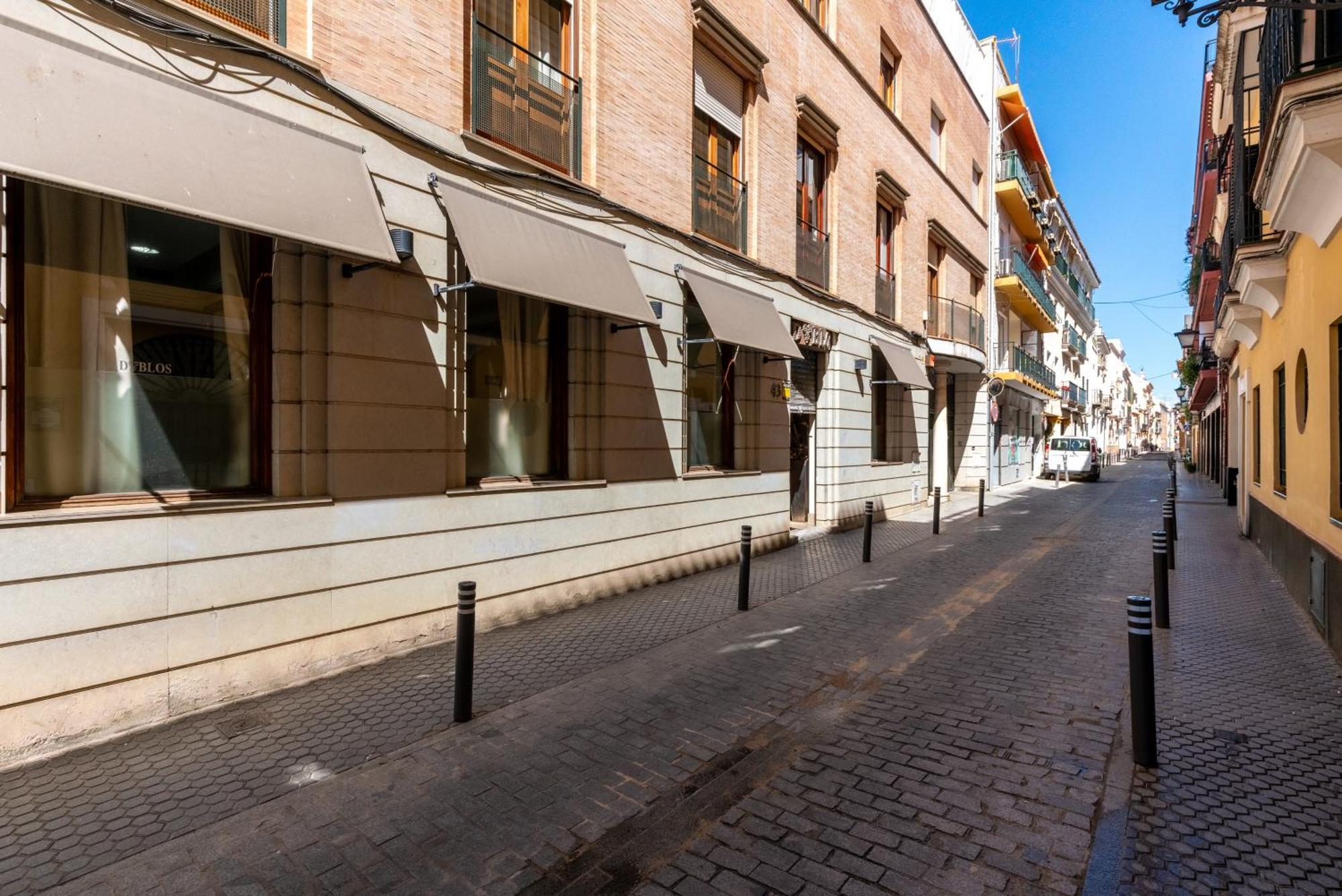 San Vicente-Museo Apartamento Севиля Екстериор снимка