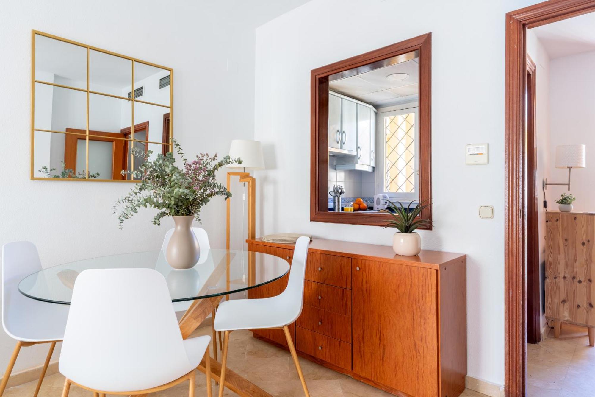 San Vicente-Museo Apartamento Севиля Екстериор снимка